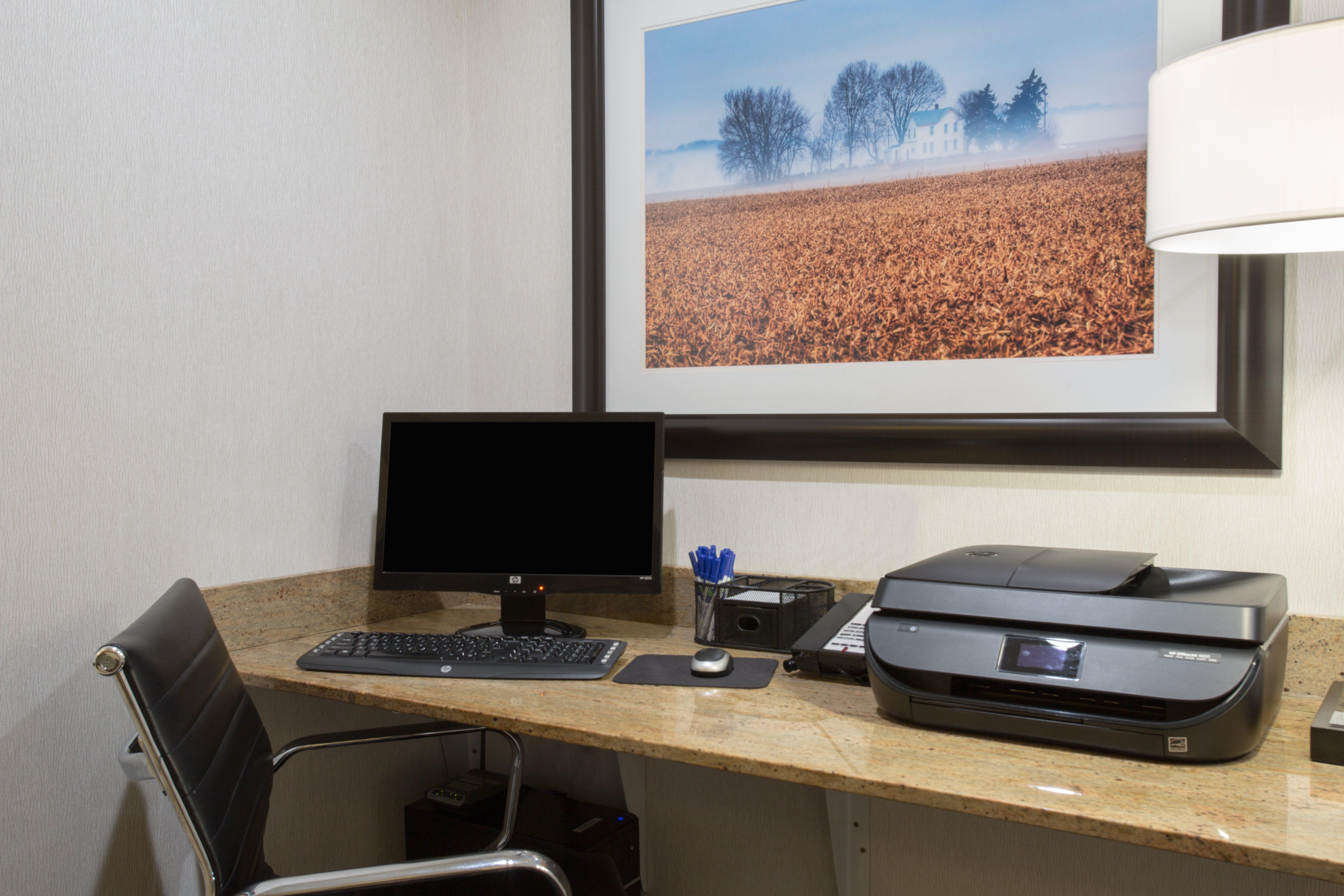 Holiday Inn Express Hotel & Suites Concordia Us 81 By Ihg Екстер'єр фото